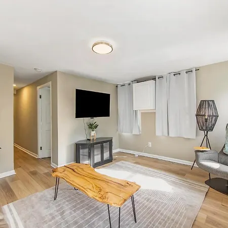 The Homey Haven - New Corporate Home Downtown